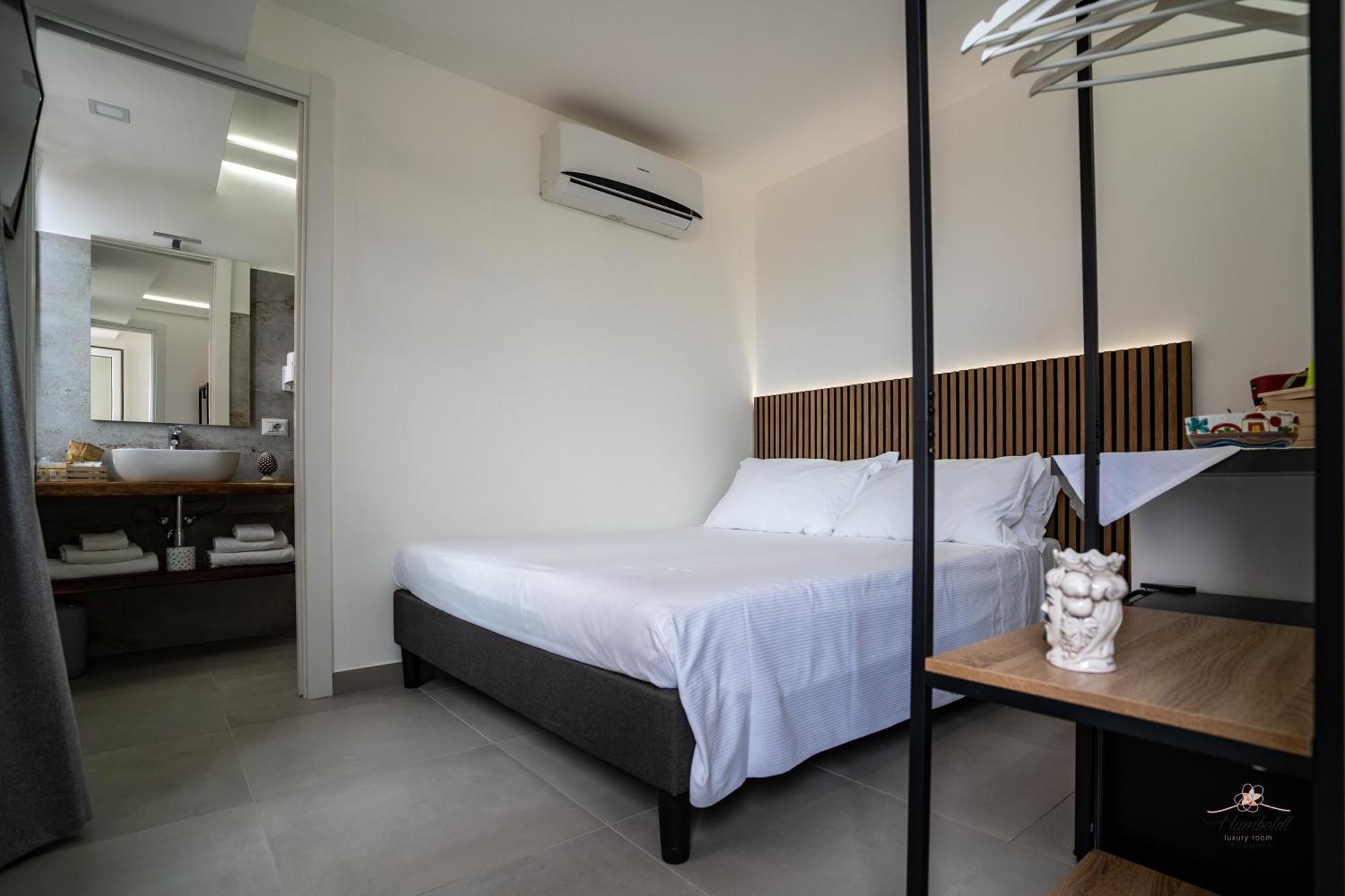 Humboldt Luxury Rooms Taormine Extérieur photo
