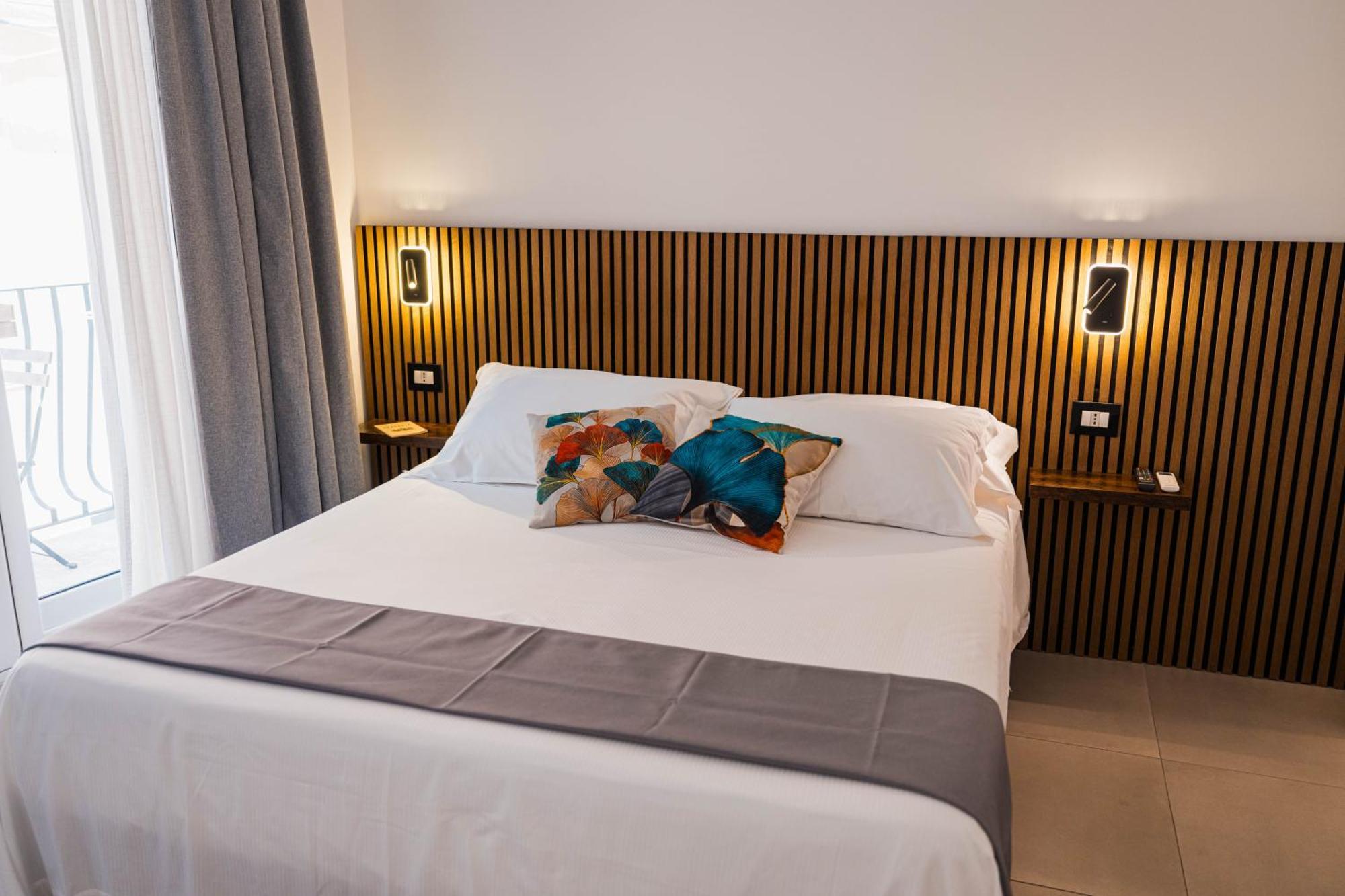 Humboldt Luxury Rooms Taormine Extérieur photo